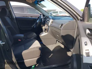 2007 Toyota Matrix STD z VIN 2T1KR32E17C641134, wystawiony jako IAAI lot #41996685 z przebiegiem 108 718 mil mil oraz . Historia ofert i sprzedaży dostępna na DreamBid. Obrazek 5.