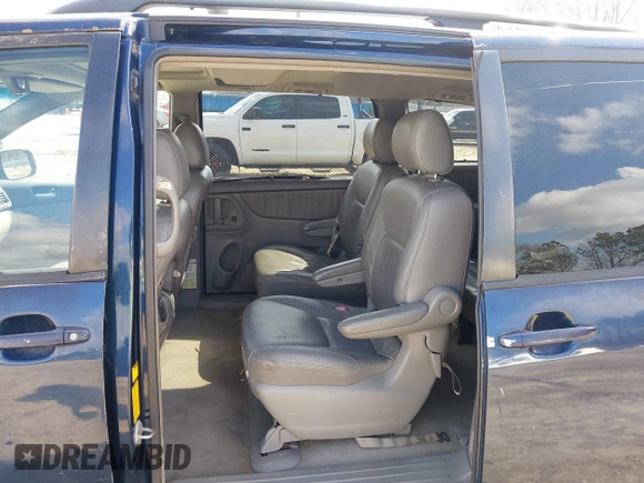 2004 Toyota Sienna XLE z VIN 5TDBA22C84S003370, wystawiony jako IAAI lot #41538603 z przebiegiem 208 543 mil mil oraz . Historia ofert i sprzedaży dostępna na DreamBid. Obrazek 8.
