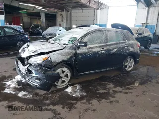 2009 Toyota Matrix S with VIN 2T1LE40E39C004676, listed as a IAAI auction lot 41366470 with 146,316 mi miles. Bid and sale history available at carsss.com. Image 17.
