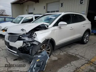 2017 Lincoln MKC Select with VIN 5LMTJ2DH8HUL36238, listed as a Copart auction lot 50092045 with 31,889 mi miles and Salvage title. Bid and sale history available at DreamBid. Image 1.