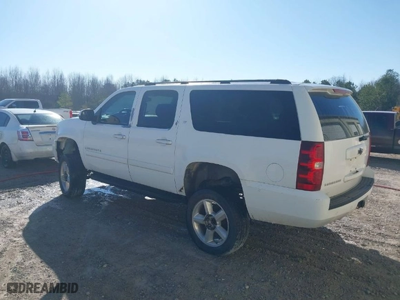 2007 Chevrolet Suburban LT with VIN 1GNFK16377J212272, listed as a IAAI auction lot 41619677 with 161,545 mi miles. Bid and sale history available at carsss.com. Image 3.