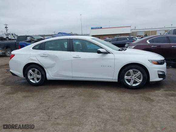 2020 Chevrolet Malibu LS with VIN 1G1ZC5ST9LF132915, listed as a IAAI auction lot 41570162 with 52,382 mi miles. Bid and sale history available at carsss.com. Image 13.