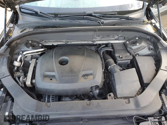 2018 Volvo XC60 Momentum с VIN YV4102RK5J1071630, выставлен на аукционе Copart как лот 56046765 с пробегом 120 230 миль миль и Списание • Salvage title. История ставок и продаж доступна на DreamBid. Изображение 12.