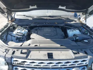 2017 Land Rover Range Rover Sport HSE with VIN SALWR2FK7HA673385, listed as a IAAI auction lot 41342521 with 83,796 mi miles and . Bid and sale history available at DreamBid. Image 9.