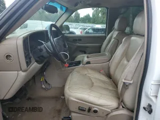 2004 Chevrolet Suburban LT with VIN 1GNFK16Z94J130902, listed as a Copart auction lot 68551464 with 253,835 mi miles and Salvage Title. Bid and sale history available at carsss.com. Image 7.