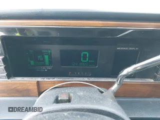 1991 Lincoln Continental with VIN 1LNCM9745MY632946, listed as a IAAI auction lot 41561785 with 124,186 mi miles and . Bid and sale history available at DreamBid. Image 16.