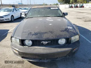 2008 Ford Mustang GT Deluxe with VIN 1ZVHT82H485176329, listed as a Copart auction lot 55116465 with 90,929 mi miles and Clean Title. Bid and sale history available at carsss.com. Image 5.