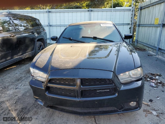 2012 Dodge Charger SXT with VIN 2C3CDXHG3CH183152, listed as a Copart auction lot 81683774 with NaN miles and Non Repairable. Bid and sale history available at carsss.com. Image 5.