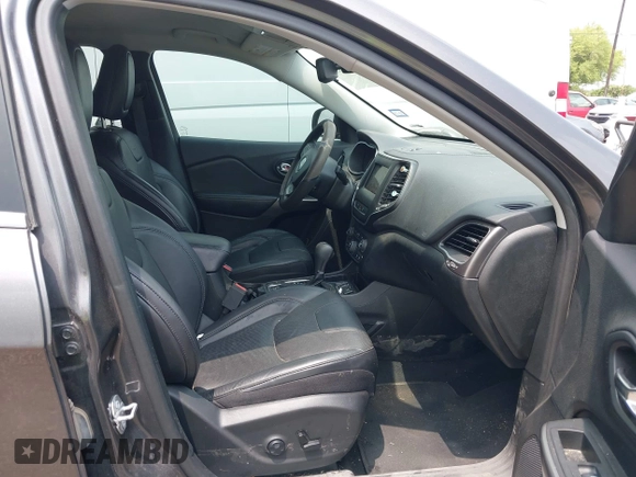 2021 Jeep Cherokee Latitude Lux with VIN 1C4PJLMX7MD150593, listed as a IAAI auction lot 42066825 with Not provided miles and . Bid and sale history available at DreamBid. Image 5.