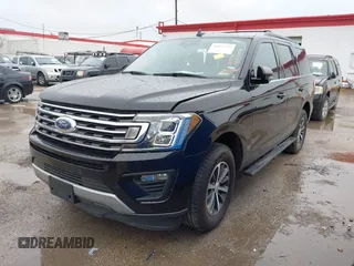 2020 Ford Expedition XLT with VIN 1FMJU1HT7LEA25705, listed as a IAAI auction lot 41852753 with 54,445 mi miles. Bid and sale history available at carsss.com. Image 2.