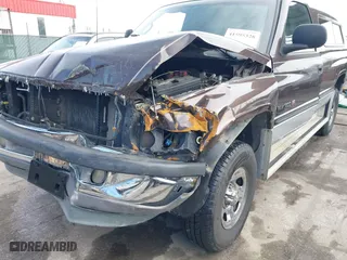 1998 Dodge Ram 1500 with VIN 3B7HF16Z9WM220840, listed as a IAAI auction lot 41595328 with 199,281 mi miles. Bid and sale history available at carsss.com. Image 6.