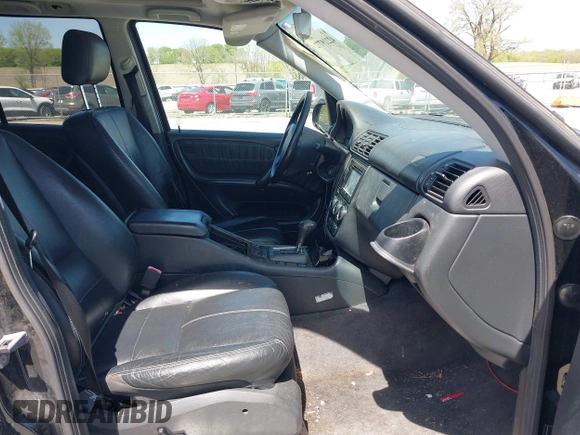 2004 Mercedes-Benz M 350 with VIN 4JGAB57E64A506988, listed as a IAAI auction lot 42219772 with 294,505 mi miles and . Bid and sale history available at DreamBid. Image 5.