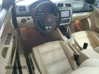 2012 Volkswagen Eos Komfort с VIN WVWBW7AH3CV000666, выставлен на аукционе Copart как лот 58509685 с пробегом 188 344 миль миль и Чистый • Clean title. История ставок и продаж доступна на DreamBid. Изображение 8.