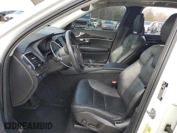 2018 Volvo XC90 Momentum with VIN YV4A22PK3J1214605, listed as a Copart auction lot 43333685 with 80,339 mi miles and Clean Title. Bid and sale history available at carsss.com. Image 7.