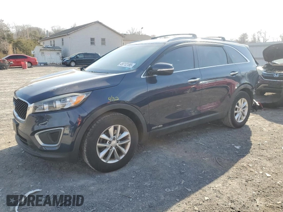 2016 Kia Sorento LX with VIN 5XYPGDA56GG105805, listed as a Copart auction lot 49712195 with 109,747 mi miles and Salvage Title. Bid and sale history available at carsss.com. Image 1.