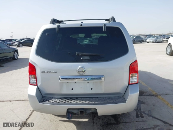 2012 Nissan Pathfinder SV with VIN 5N1AR1NN6CC639762, listed as a IAAI auction lot 41722242 with 166,175 mi miles. Bid and sale history available at carsss.com. Image 16.
