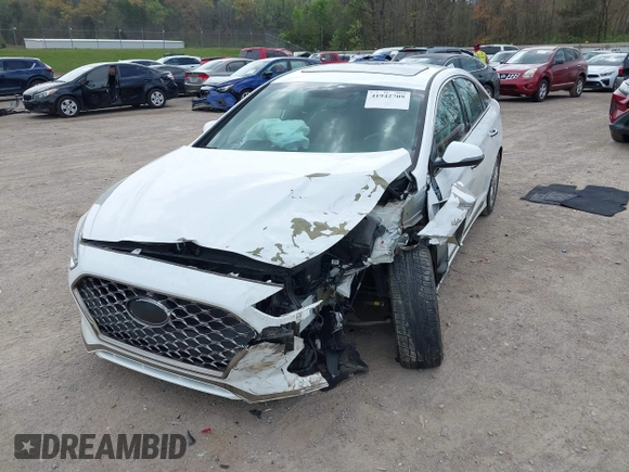 2018 Hyundai Sonata SEL with VIN 5NPE34AF0JH642116, listed as a IAAI auction lot 41942709 with 52,621 mi miles and . Bid and sale history available at carsss.com. Image 6.