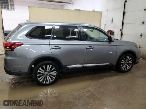 2019 Mitsubishi Outlander SE with VIN JA4AD3A33KZ050211, listed as a Copart auction lot 42005455 with 135,200 mi miles and Clean title. Bid and sale history available at DreamBid. Image 3.