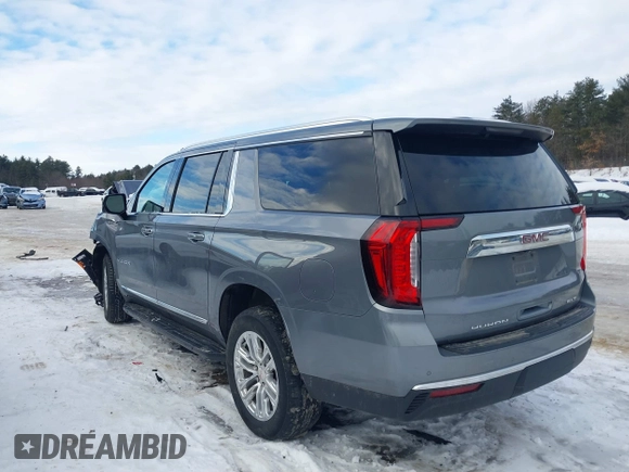 2021 GMC Yukon XL SLT with VIN 1GKS2GKD2MR430789, listed as a IAAI auction lot 41591389 with 22,004 mi miles. Bid and sale history available at carsss.com. Image 3.