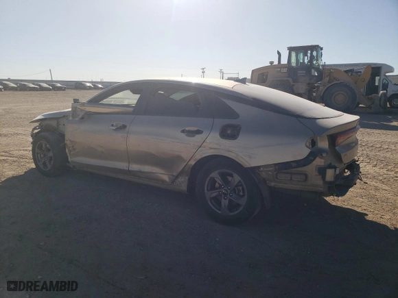2021 Kia K5 LXS with VIN 5XXG14J23MG053217, listed as a Copart auction lot 47194815 with 82,133 mi miles and Salvage Title. Bid and sale history available at carsss.com. Image 2.