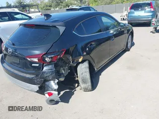 2015 Mazda 3 i Grand Touring z VIN 3MZBM1M73FM145336, wystawiony jako IAAI lot #42227676 z przebiegiem Nie podano mil oraz . Historia ofert i sprzedaży dostępna na DreamBid. Obrazek 4.