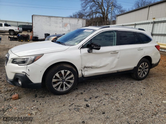 2018 Subaru Outback Touring with VIN 4S4BSATC5J3313328, listed as a Copart auction lot 45905605 with 113,418 mi miles and Salvage Title. Bid and sale history available at carsss.com. Image 1.