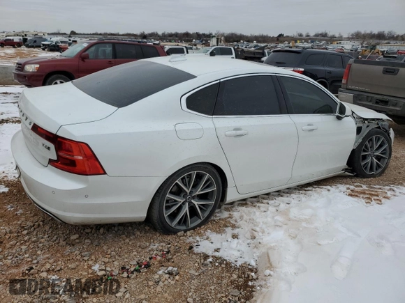 2017 Volvo S90 Momentum with VIN YV1A22MK6H1011610, listed as a Copart auction lot 45763285 with 134,657 mi miles and Salvage Title. Bid and sale history available at carsss.com. Image 3.