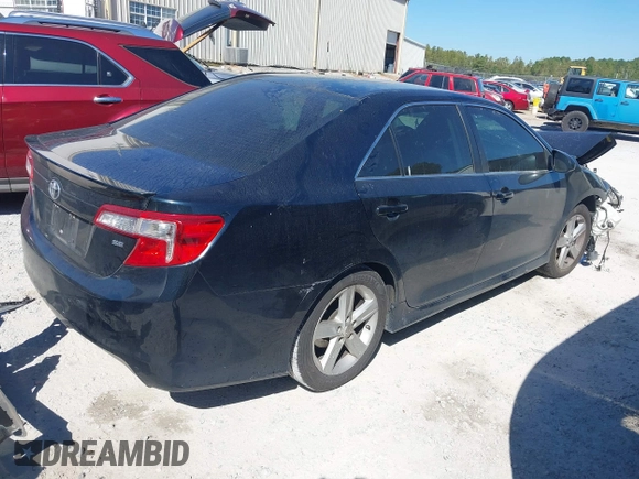 2012 Toyota Camry L with VIN 4T1BF1FK0CU195855, listed as a IAAI auction lot 40636739 with 210,083 mi miles. Bid and sale history available at carsss.com. Image 4.