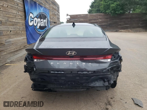 2024 Hyundai Elantra SEL с VIN KMHLM4DG4RU785768, выставлен на аукционе Copart как лот 62400805 с пробегом 24 162 миль миль и Чистый • Clean title. История ставок и продаж доступна на DreamBid. Изображение 6.