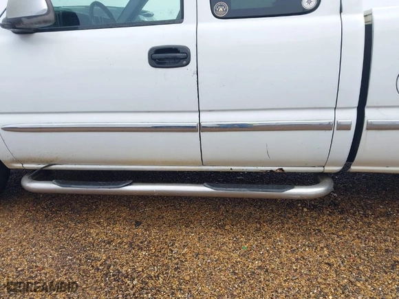 2002 GMC Sierra 1500 SLE with VIN 2GTEC19V821311698, listed as a IAAI auction lot 41585171 with 1 mi miles. Bid and sale history available at carsss.com. Image 13.