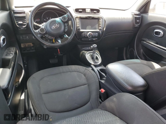 2016 Kia Soul + z VIN KNDJP3A56G7368051, wystawiony jako Copart lot #57609315 z przebiegiem 116 612 mil mil oraz Czysty tytuł • Clean title. Historia ofert i sprzedaży dostępna na DreamBid. Obrazek 8.
