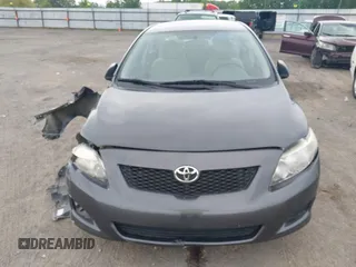 2010 Toyota Corolla z VIN 1NXBU4EE7AZ245649, wystawiony jako IAAI lot #42116044 z przebiegiem 124 984 mil mil oraz . Historia ofert i sprzedaży dostępna na DreamBid. Obrazek 6.