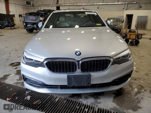 2020 BMW 5 Series 530i xDrive with VIN WBAJR7C09LCE58704, listed as a Copart auction lot 49900615 with 33,167 mi miles and Salvage title. Bid and sale history available at DreamBid. Image 5.