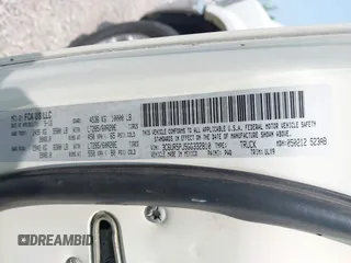 2016 Ram 2500 z VIN 3C6UR5PJ5GG332810, wystawiony jako IAAI lot #42402626 z przebiegiem 220 265 mil mil oraz . Historia ofert i sprzedaży dostępna na DreamBid. Obrazek 9.