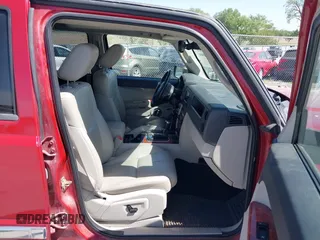 2006 Jeep Commander Limited with VIN 1J8HG58296C339034, listed as a IAAI auction lot 42214988 with 191,595 mi miles and . Bid and sale history available at DreamBid. Image 5.
