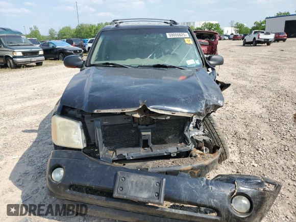 2004 GMC Envoy SLT with VIN 1GKDT13S342188670, listed as a Copart auction lot 59080825 with 334,233 mi miles and Salvage title. Bid and sale history available at DreamBid. Image 5.