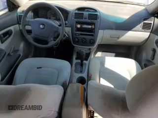 2004 Kia Spectra LX with VIN KNAFE122845046827, listed as a Copart auction lot 52262575 with 91,786 mi miles and Clean Title. Bid and sale history available at carsss.com. Image 8.
