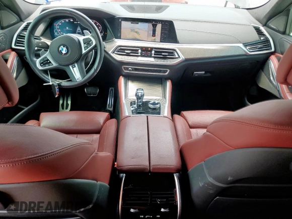 2022 BMW X6 M50i z VIN 5UXCY8C09N9J10045, wystawiony jako Copart lot #57225715 z przebiegiem 54 024 mil mil oraz Szkoda całkowita • Salvage title. Historia ofert i sprzedaży dostępna na DreamBid. Obrazek 8.