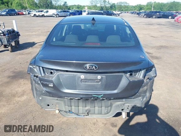 2019 Kia Forte LXS z VIN 3KPF24AD0KE087972, wystawiony jako IAAI lot #42252390 z przebiegiem 118 537 mil mil oraz . Historia ofert i sprzedaży dostępna na DreamBid. Obrazek 16.