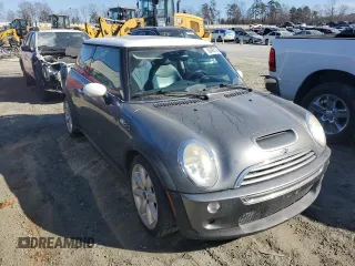 2002 MINI Hardtop S with VIN WMWRE33492TD56912, listed as a Copart auction lot 85466194 with 177,087 mi miles and Non Repairable. Bid and sale history available at DreamBid. Image 4.