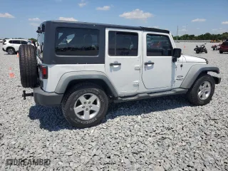 2015 Jeep Wrangler Unlimited Sport with VIN 1C4BJWDG8FL644580, listed as a Copart auction lot 52952365 with 127,439 mi miles and Salvage Title. Bid and sale history available at carsss.com. Image 3.