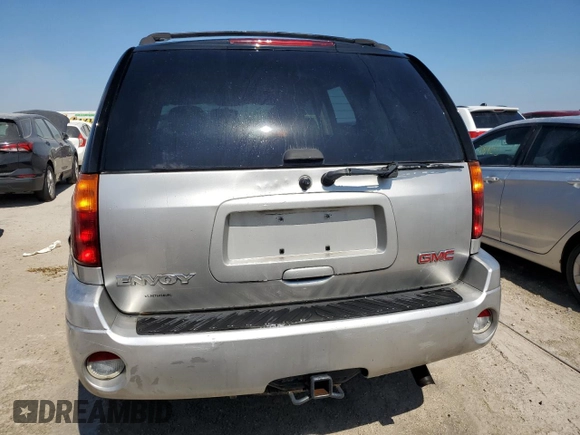 2005 GMC Envoy SLT with VIN 1GKDS13S352184347, listed as a Copart auction lot 75212934 with 0 mi miles and Non Repairable. Bid and sale history available at carsss.com. Image 6.