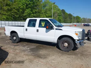 2013 Ford F-250 XL z VIN 1FT7W2A60DEB46693, wystawiony jako IAAI lot #42032373 z przebiegiem 93 900 mil mil oraz . Historia ofert i sprzedaży dostępna na DreamBid. Obrazek 13.