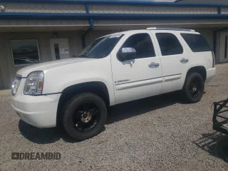2007 GMC Yukon Denali z VIN 1GKFK63817J345216, wystawiony jako Copart lot #52853275 z przebiegiem 245 524 mil mil oraz Szkoda całkowita • Salvage title. Historia ofert i sprzedaży dostępna na DreamBid. Obrazek 1.