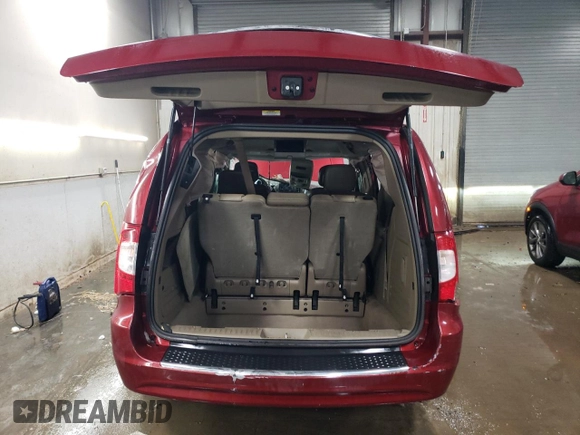 2012 Chrysler Town & Country with VIN 2C4RC1BG1CR338631, listed as a Copart auction lot 45802795 with 163,187 mi miles and Salvage Title. Bid and sale history available at DreamBid. Image 6.