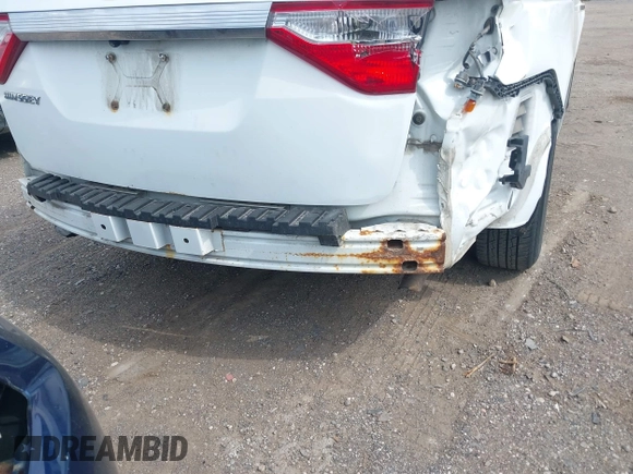 2011 Honda Odyssey EX-L с VIN 5FNRL5H61BB081079, выставлен на аукционе IAAI как лот 42393271 с пробегом 97 754 миль миль и . История ставок и продаж доступна на DreamBid. Изображение 19.