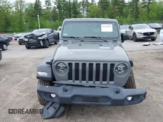 2020 Jeep Wrangler Unlimited Black and Tan with VIN 1C4HJXDG5LW187222, listed as a IAAI auction lot 42238194 with 9,237 mi miles and . Bid and sale history available at DreamBid. Image 12.