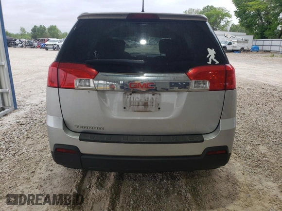2013 GMC Terrain SLE z VIN 2GKALMEK4D6300221, wystawiony jako Copart lot #55784815 z przebiegiem 129 424 mil mil oraz Szkoda całkowita • Salvage title. Historia ofert i sprzedaży dostępna na DreamBid. Obrazek 6.
