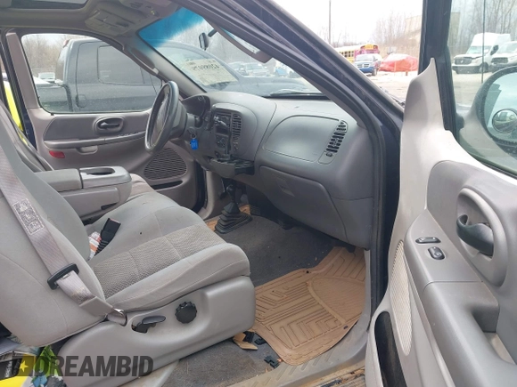 2003 Ford F-150 XL with VIN 1FTRX18W23NB34680, listed as a IAAI auction lot 42089079 with 1 mi miles. Bid and sale history available at carsss.com. Image 5.