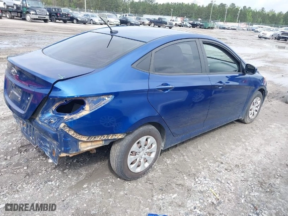 2016 Hyundai Accent SE with VIN KMHCT4AE1GU085810, listed as a IAAI auction lot 41881579 with 137,721 mi miles. Bid and sale history available at carsss.com. Image 4.